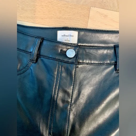 EUC Wilfred Free Melina High Rise Cropped Vegan Leather Pants - Size 2 Reg